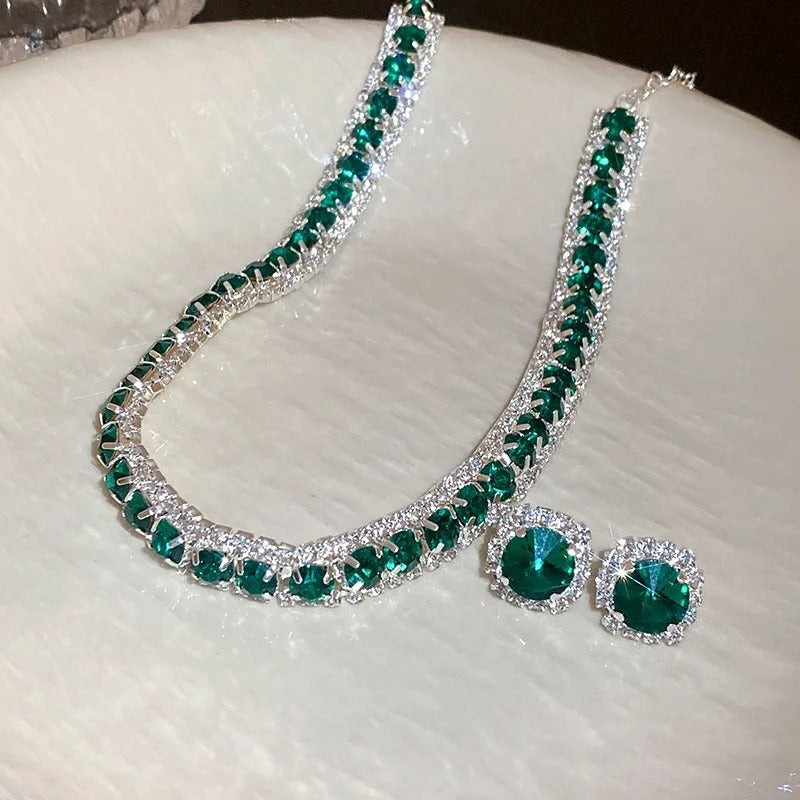 Set Collar y Aretes Verde Esmeralda con Cristales – Joyería Fina para Eventos y Bodas - Collares