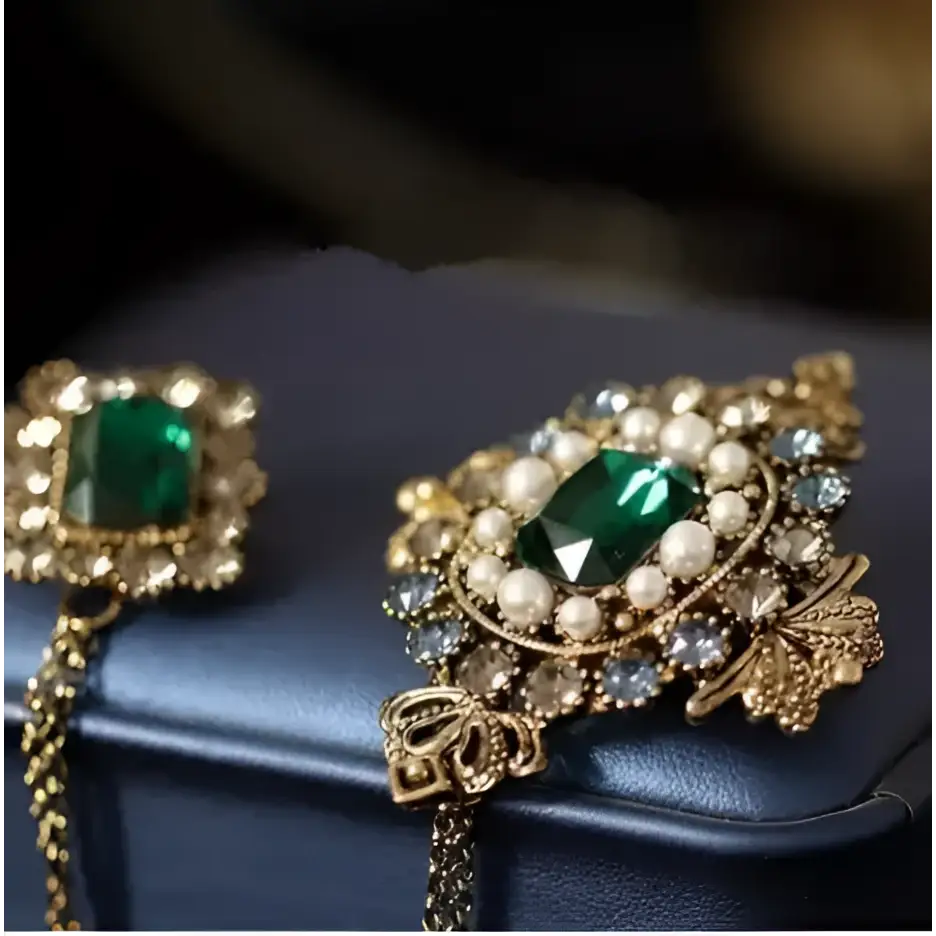 Pin broche caballero elegante premium traje Colombia