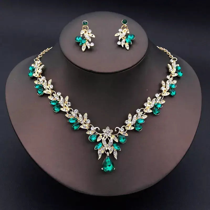 Set collar aretes elegantes eventos Colombia