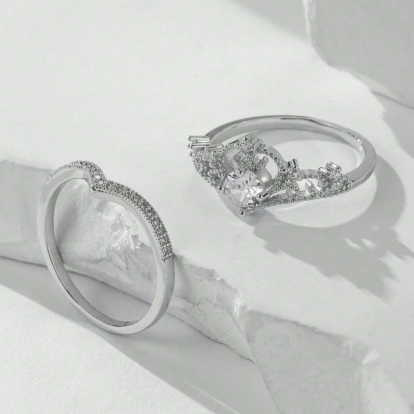 Anillo de 15 años con Diamantes de Imitación y Aleación - Diseño Elegante para Quinceañeras
