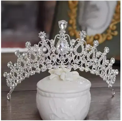 Tiara Corona