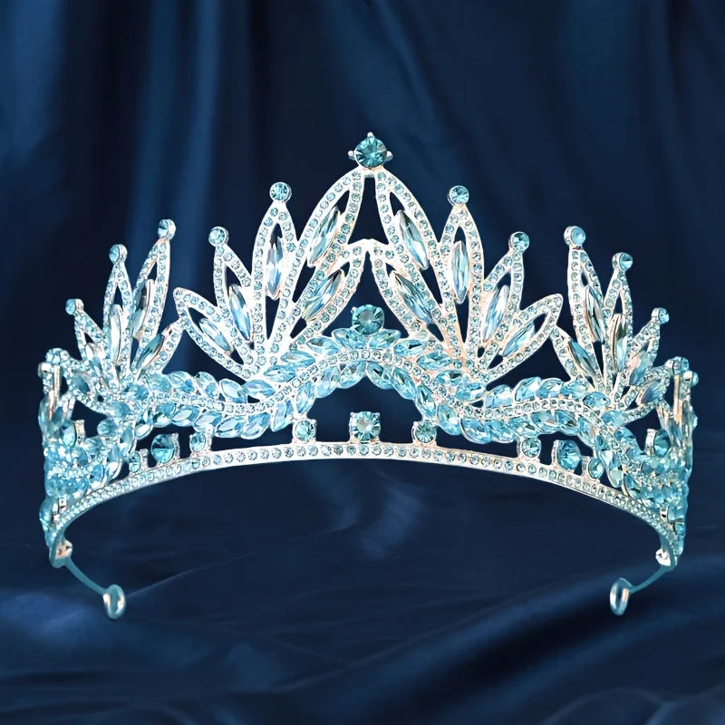 Tiara Soberana Plateada para Quinceañera y Novia