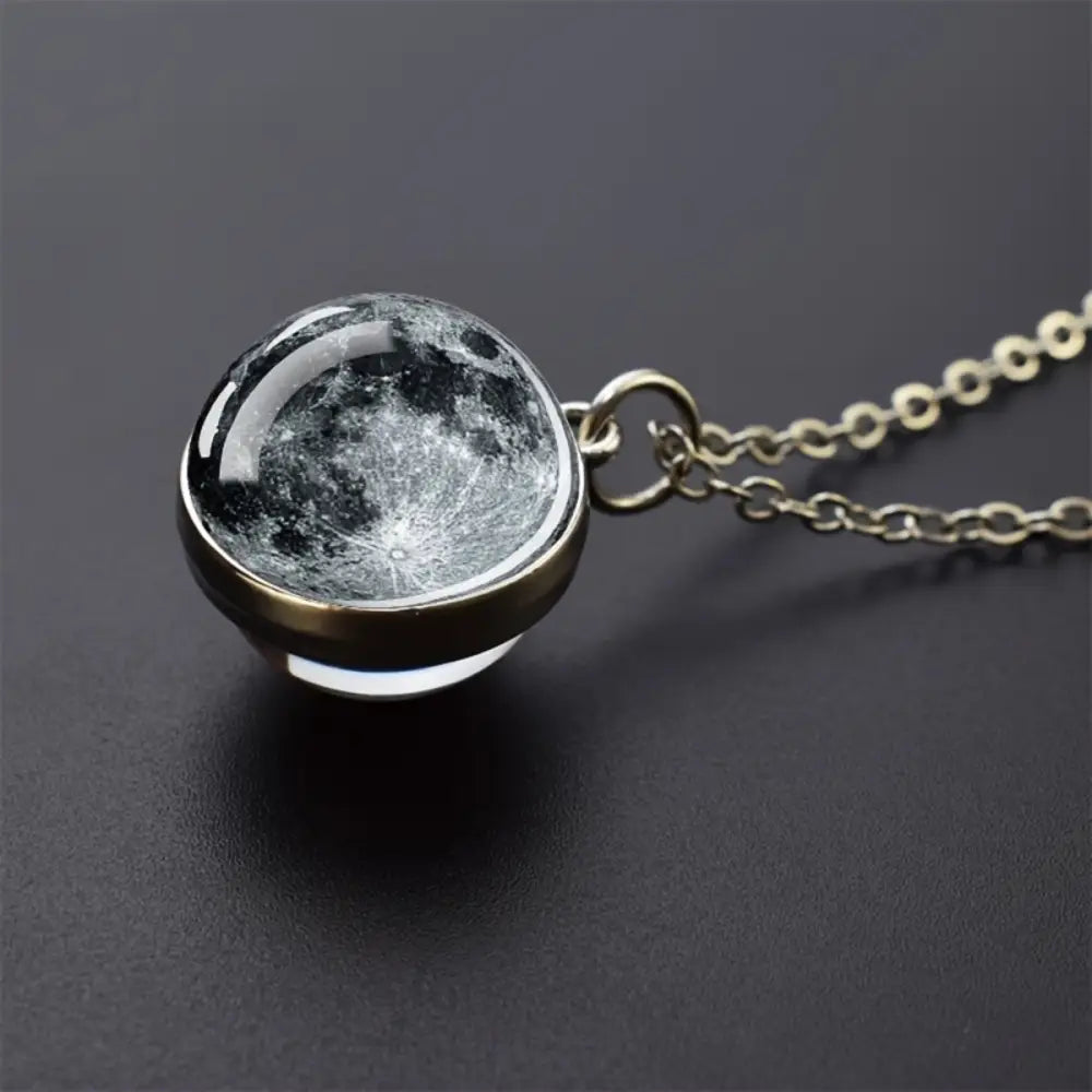 Detalle dije planeta collar cadena sistema solar – Sepia Moda y Más
