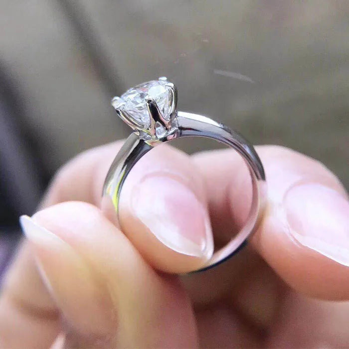 Anillo de Compromiso Mujer en Plata Esterlina 925 con Piedra Redonda