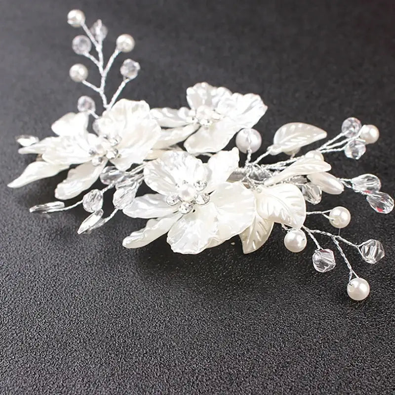 Pinza Para El Cabello Flores Y Perlas De Cristal Para Novia - Tocado y Velos