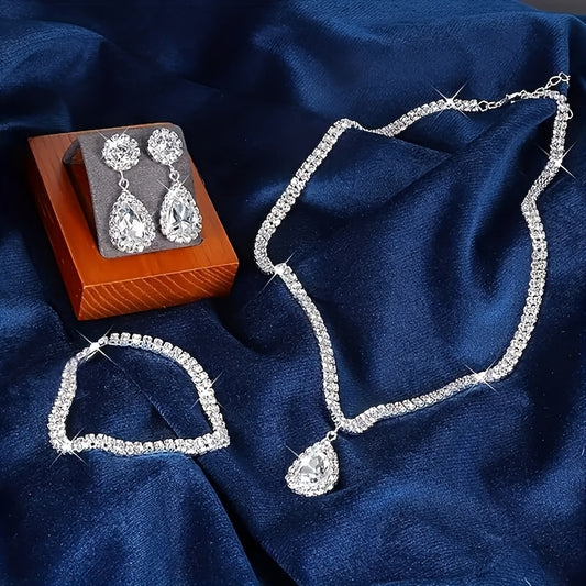 Set Joyería Clásica Plateada con Cristales – Collar Aretes y Pulsera Elegantes - Collares
