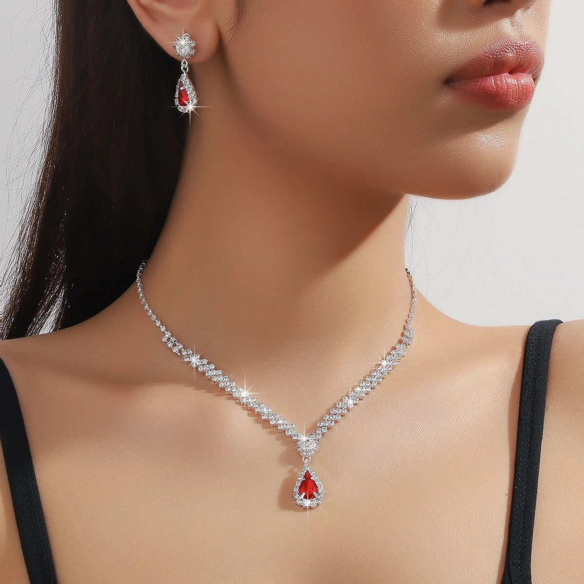 Set Collar y Aretes con Cristales Azul y Rojo – Joyería Elegante para Eventos y Bodas - Rojo - Collares