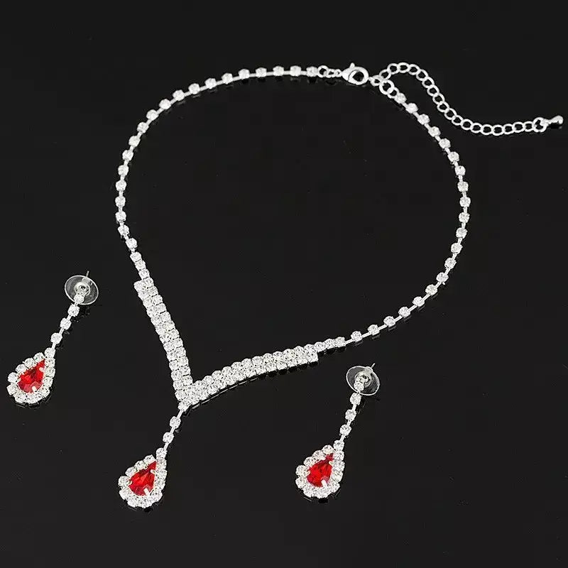 Set collar aretes plateados joyería bodas eventos Colombia
