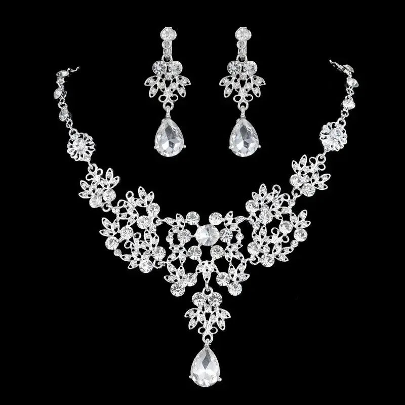 Set joyería collar aretes cristales blancos elegancia Colombia
