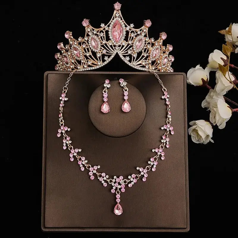 Set reina tiara collar aretes boda quinceañera Colombia