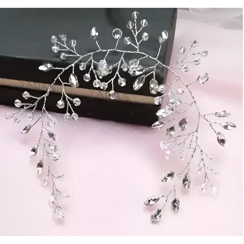 Tocado cabello brillante novia quinceañera Colombia