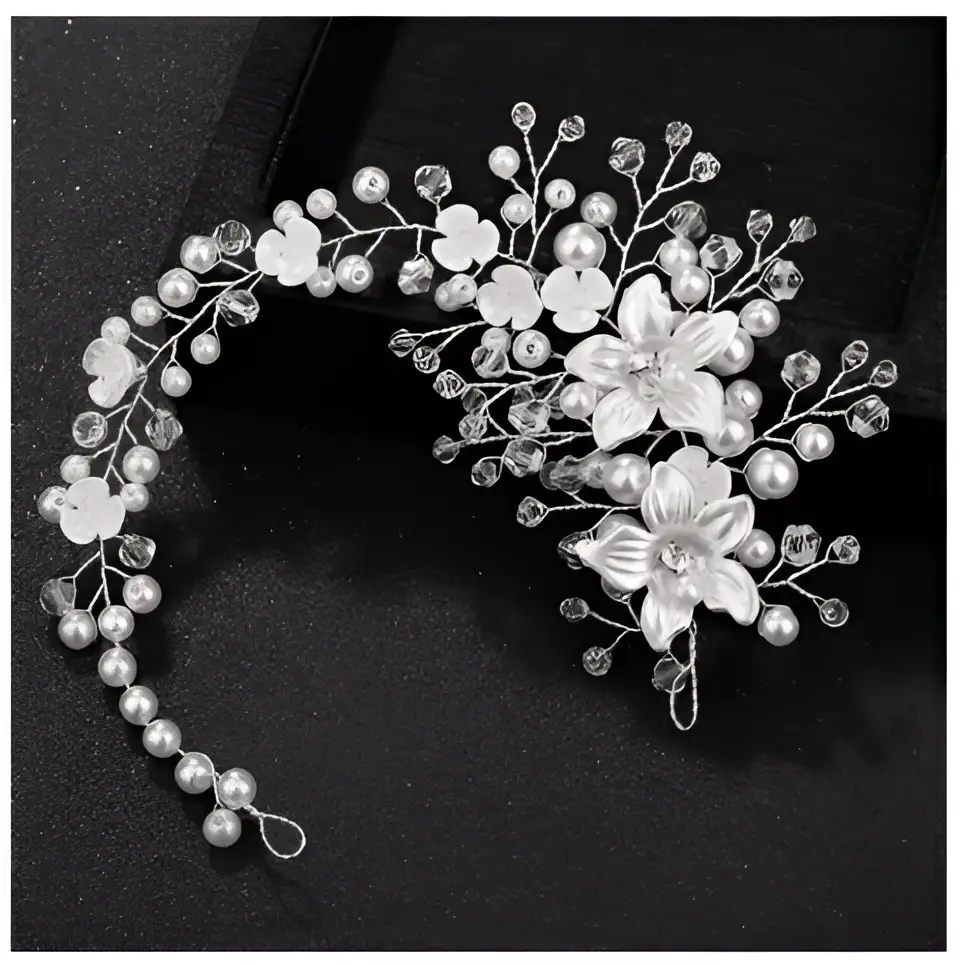 Tocado tiara corona novia brillante boda Colombia